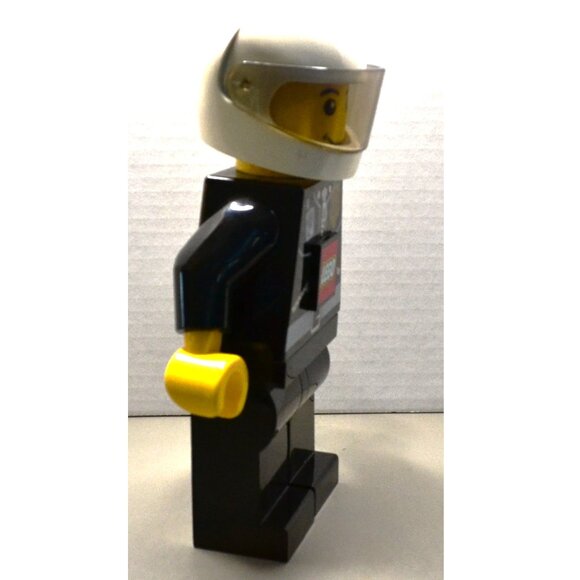LEGO Dynamo Torch Figure 2009 Crank Flashlight, 8-Inch-Tall Vintage - Picture 2 of 6